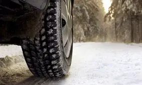 توصیه‌های پلیس برای جاده‌های بارانی/ چه کنیم تا سر نخوریم؟ + فیلم