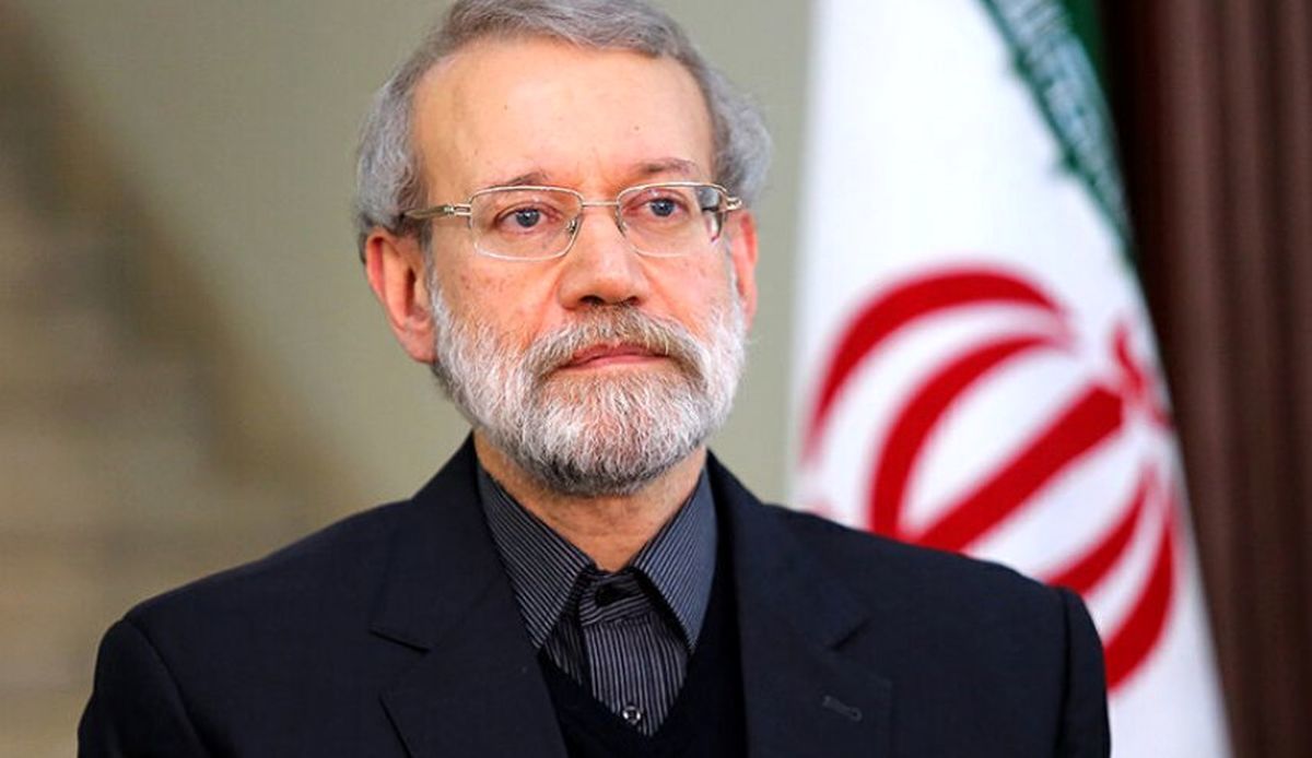یک حقوقدان نیمه معتبر هم بعید است از ردصلاحیت لاریجانی دفاع کند
