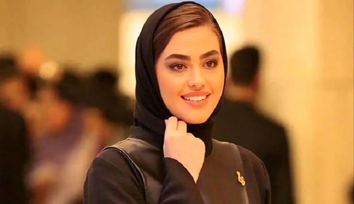 متحول شدن عجیب ریحانه پارسا