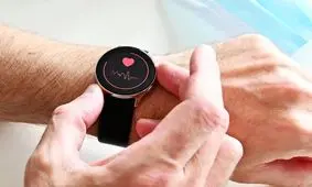 دانشمندان تراشه‌ای جدید با قابلیت تشخیص حمله قلبی برای دستگاه‌های پوشیدنی ساختند


