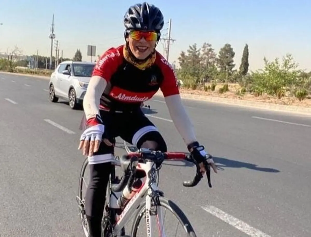 تصادف دلخراش زن دوچرخه‌سوار با خودرو

