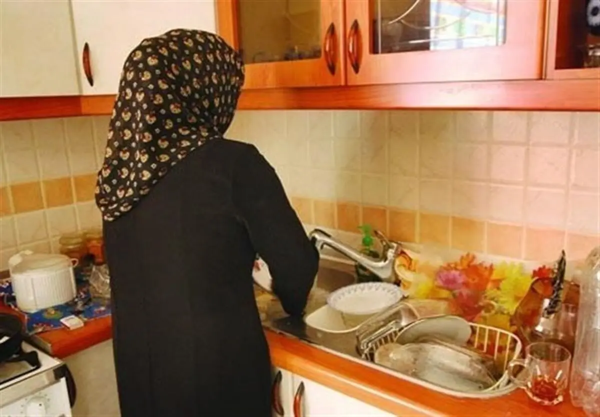 معرفی انواع بیمه در ایران؛ بیمه زنان خانه‌دار

