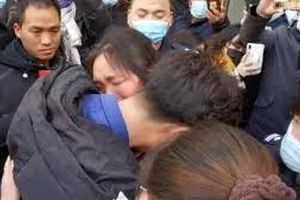 مرد چینی، ۳۰ سال پس از ربوده شدن به آغوش خانواده بازگشت