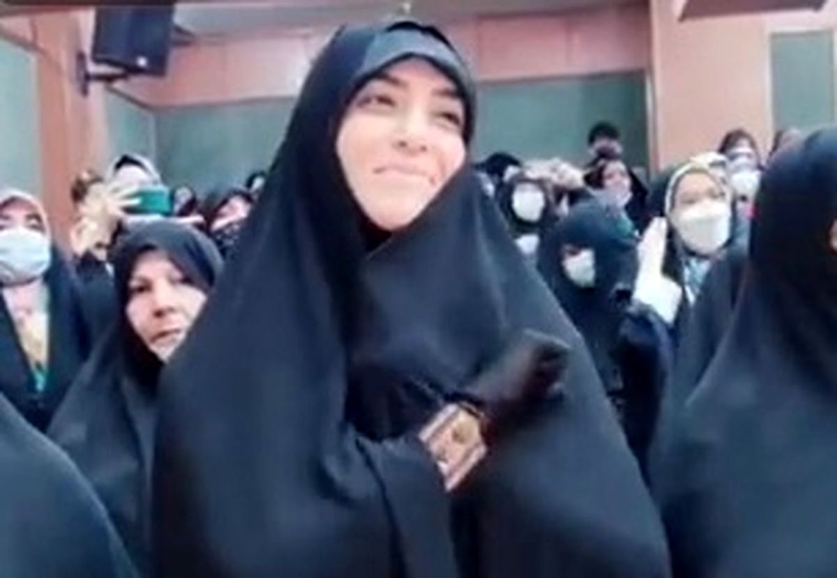 الهام چرخنده عامل انتشار فیلم سلام فرمانده را معرفی کرد/ به ولای علی، برای دختران ۴ ساله اجرا میکردم!
