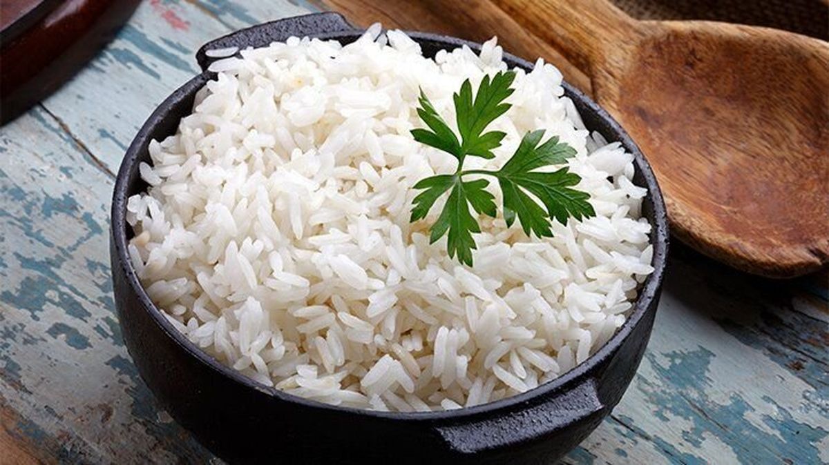 آیا برنج دوباره گرم‌شده می‌تواند باعث مسمومیت غذایی شود؟