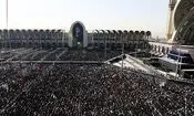 روایت آسوشیتدپرس از مراسم اقامه نماز بر پیکر مطهر رهبر شهید 

