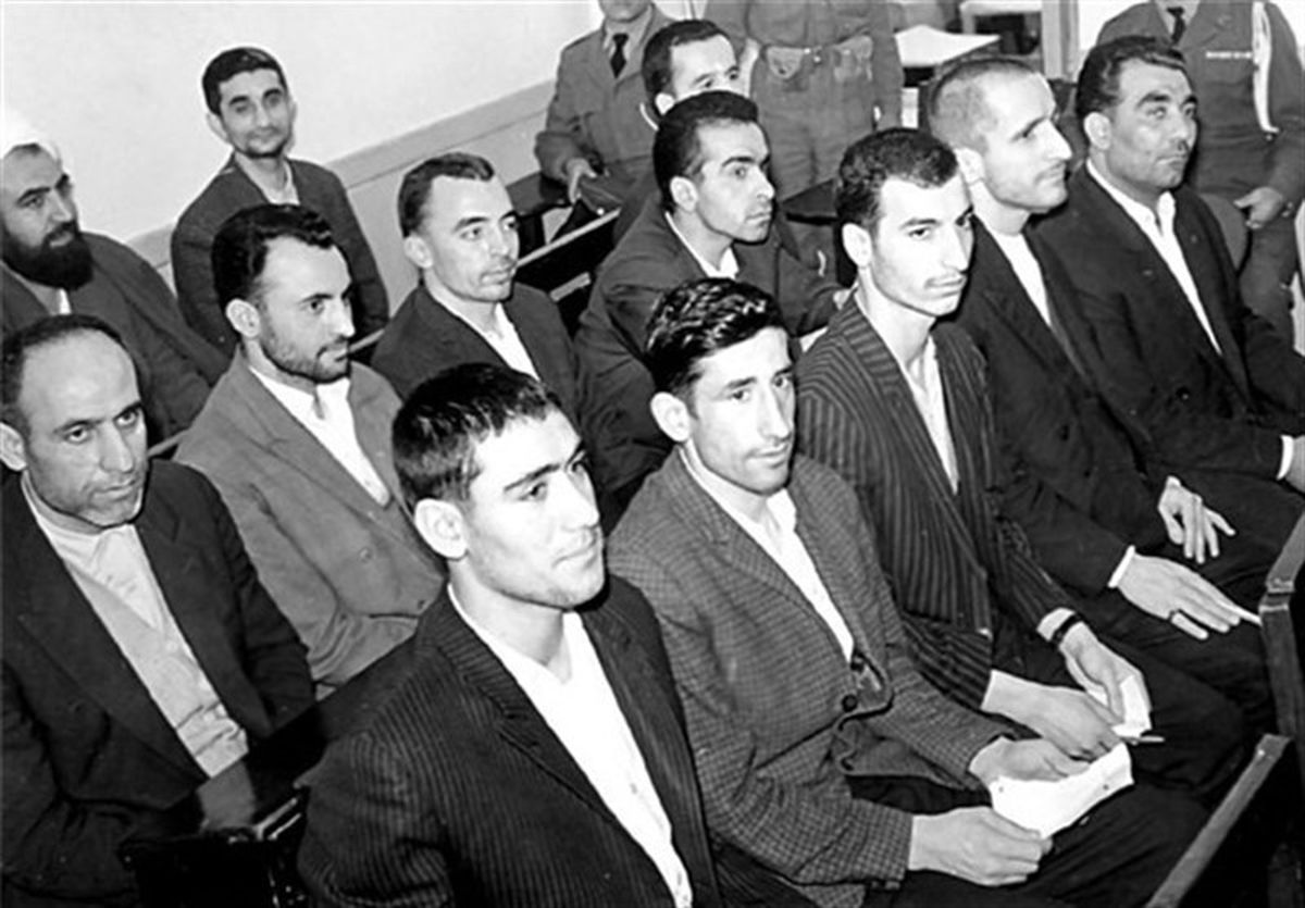 ماجرای ترور حسنعلی منصور، نخست وزیر محبوب شاه 