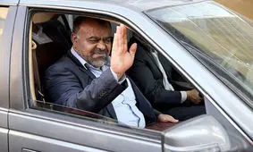 رستم قاسمی وزارتخانه راه را واگذار می‌کند؟ 