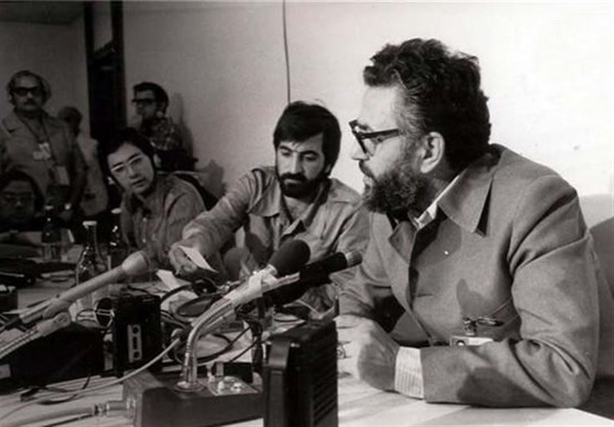 ابراهیم یزدی: ایران قصد ندارد همه قراردادهای خود را با آمریکا فسخ کند/ واشنگتن سفیر دیگری به ایران بفرستند

