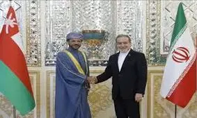 خبرگزاری دولت: پیش بینی می‌شود عراقچی در دیدار با وزیر خارجه عمان اعتراض و انتقاد تهران از سیاست فعلی آمریکا در میانه مذاکرات را به طرف عمانی منتقل کند