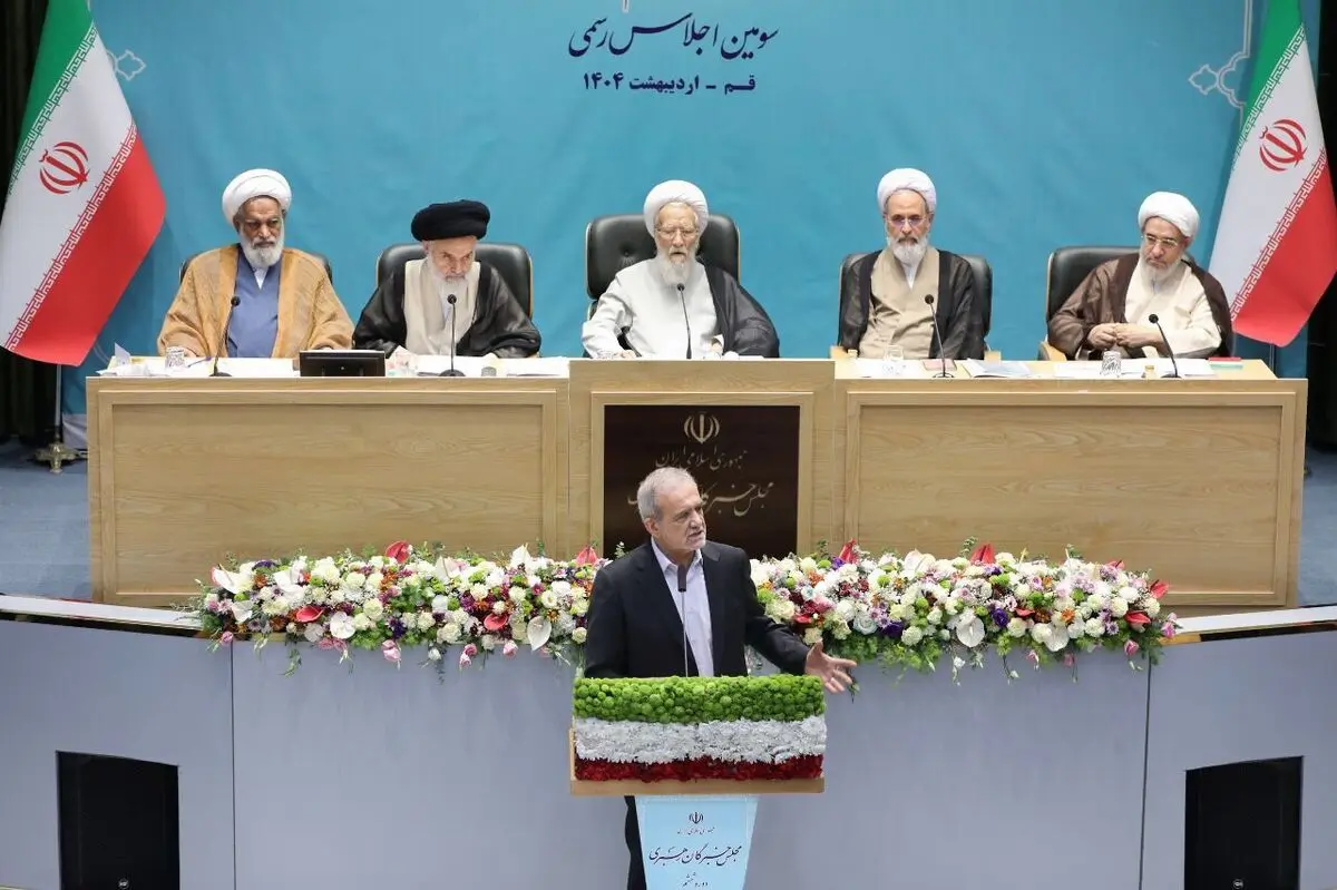 پزشکیان: مستقل از قومیت، جنسیت، باور و اعتقاد، حاکمیت با ملت بر اساس عدالت برخورد کند

