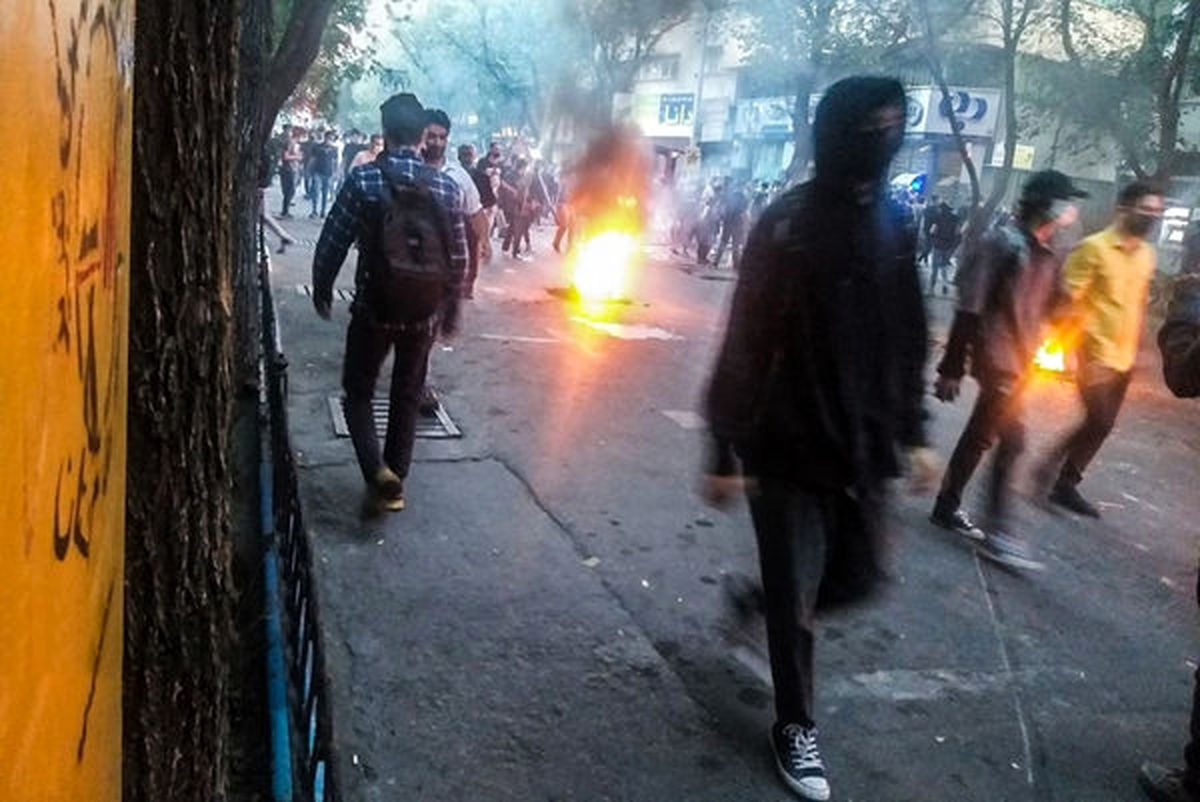 حوادث اخیر در کشور، نتیجه گسست نسلی است