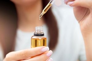 انواع روغن ضد چروک طبیعی برای جوانسازی پوست

