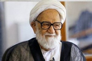 از مقام معظم رهبری تقاضا دارم که عفو عمومی اعلام بفرمایند