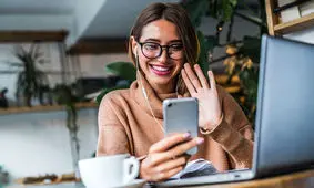 آداب برقراری تماس تلفنی در عصر امروز؛ این نکات کمک می‌کند تا مکالمات شما راحت‌تر انجام شود