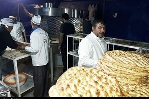 پخت روزانه ۴۵۰۰ نان در نانوایی موکب اصحاب خراسانی+تصاویر