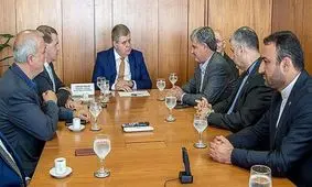 نمایندگان مجلس در برزیل چه می کنند؟