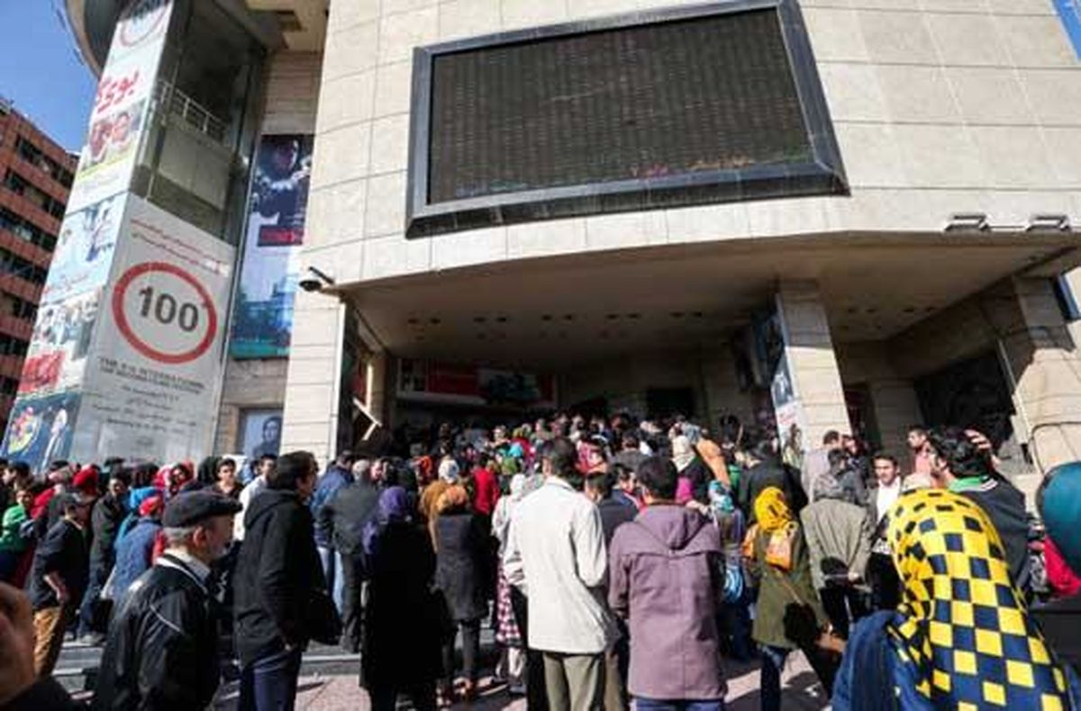 فروش و مخاطبان سینمای ایران در مهر ۹۷ دو برابر شد