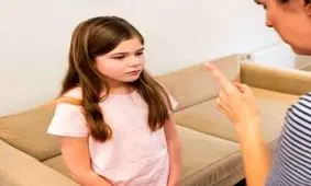 تربیت کودک ، 10 راز که والدین نباید به بچه ها بگویند