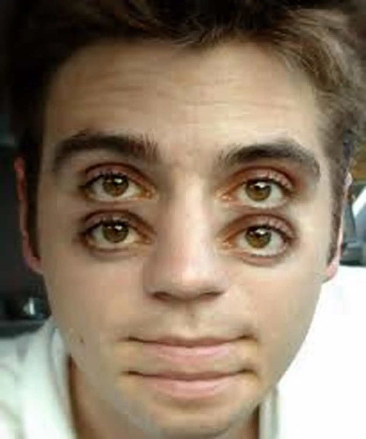 ورژن پهلوی سعودی ول کنم به چشات اتصالی کرده!