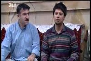 سکانسی از بازی علی صادقی و مهران رجبی در سریال «سه در چهار»/فیلم