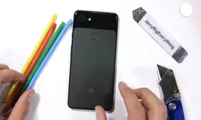 کالبدشکافی و سر هم کردن دوباره پیکسل 3 XL گوگل