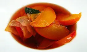 طرز تهیه ترشی هلو و زرد آلو