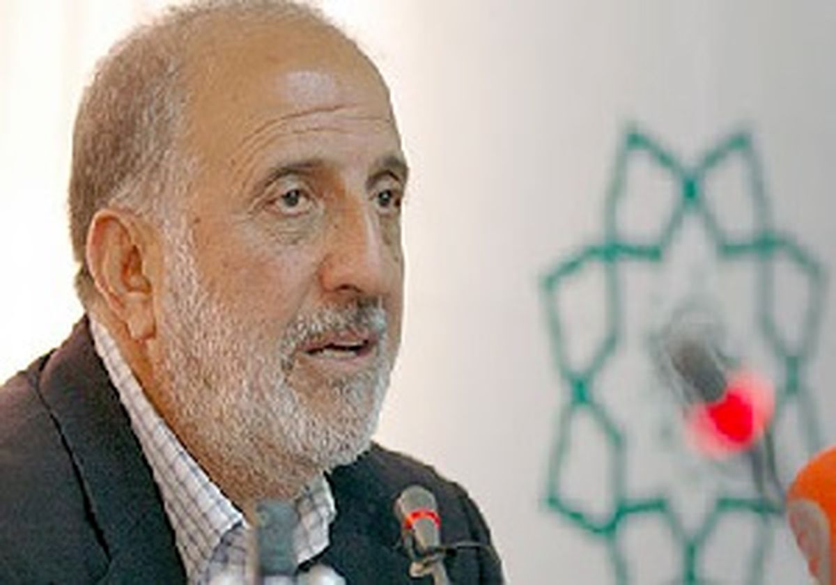 حذف چمنهای تهران تا 4 سال آینده به اتمام میرسد