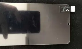 گلس محافظ گلکسی ای ۸ اس (Galaxy A8s) لو رفت