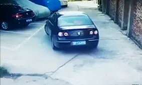 شاهکار پارک کردن خودرو این زن راننده