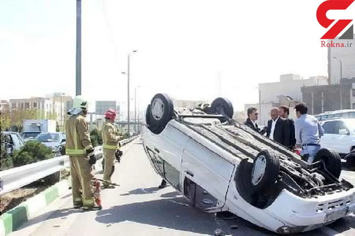 طوفان شدید در گیلان خودروها را واژگون کرد