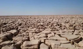آواره شدن 200 خانوار به خاطر خشکیدن جازموریان
