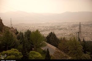 غلظت گرد و غبار در مناطق غربی کرمانشاه در حال کاهش است