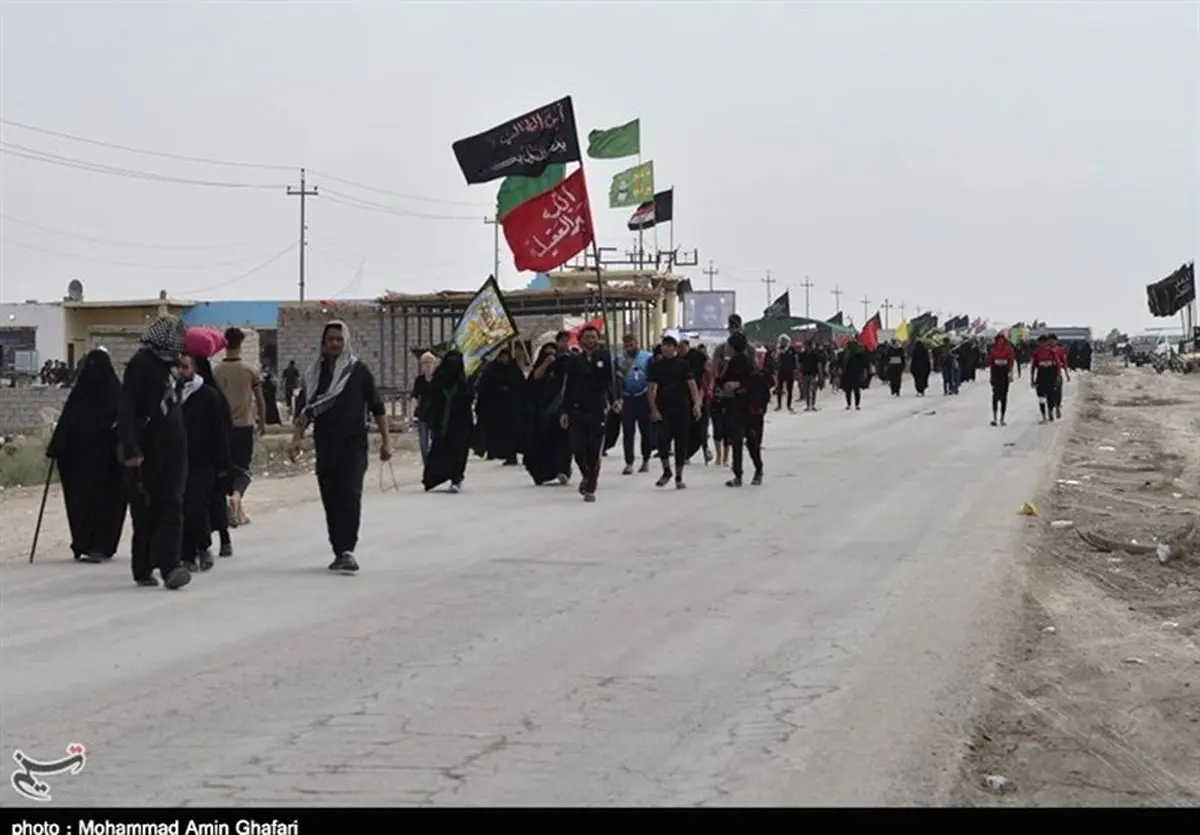 آمادگی پارکینگ جنوبی چذابه برای خودروهای زائران/ هیچ‌ ارزی در مرز توزیع نمی‌شود+فیلم