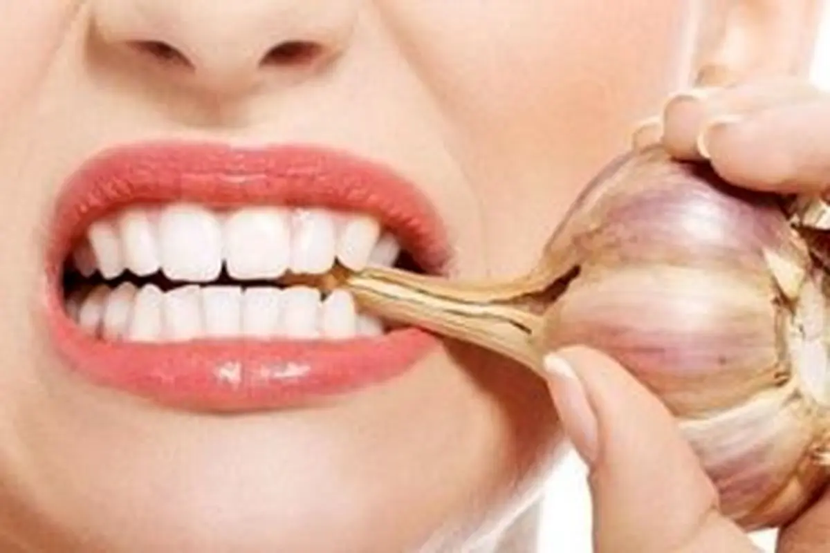 از بین بردن بوی سیر با 11 راه حل ساده، کاربردی و موثر