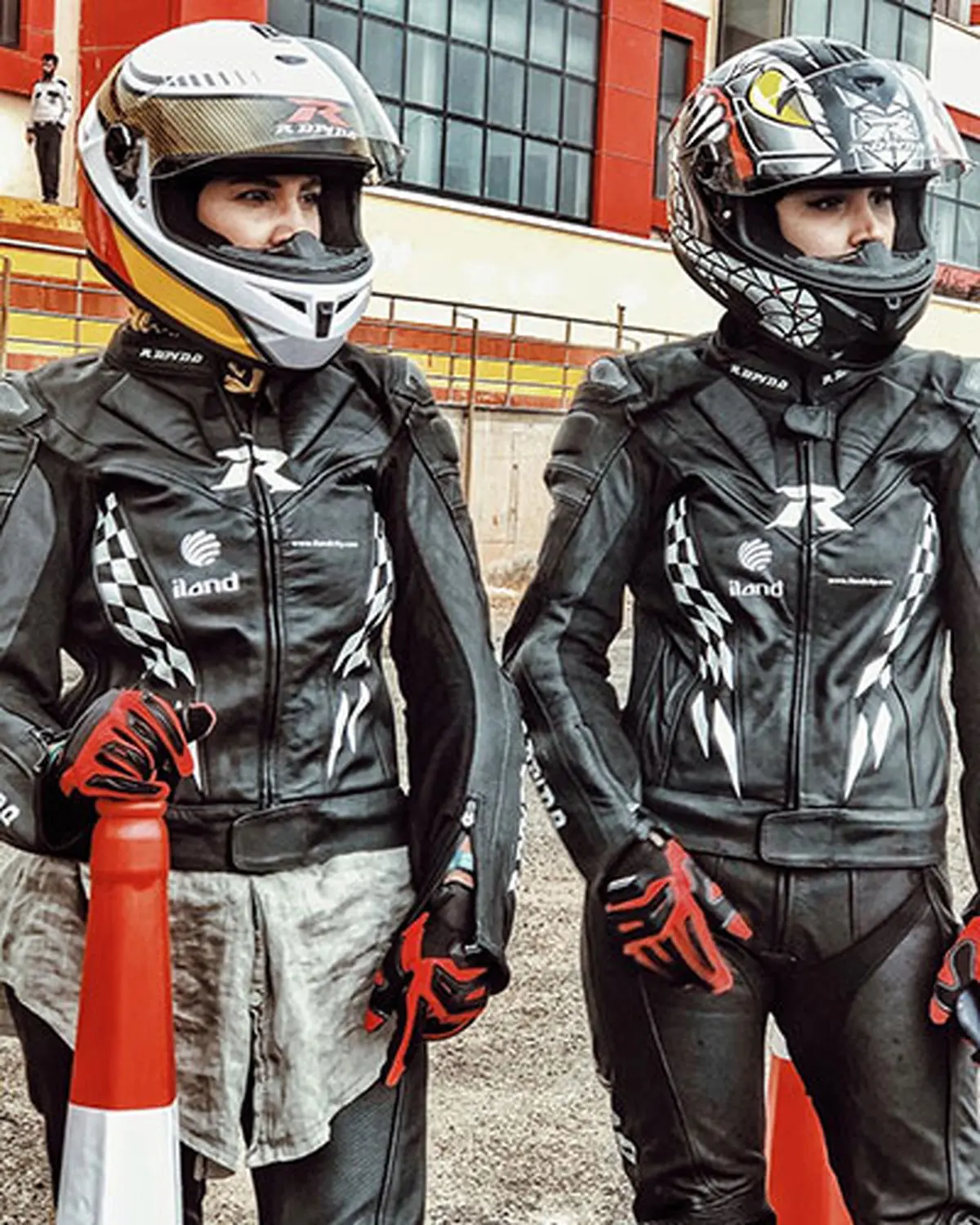 تیپ اسپورت موتورسواری لیلا بلوکات+عکس