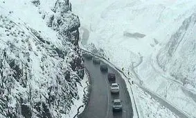 خطر رانش زمین و سقوط سنگ در جاده چالوس