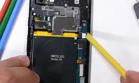 درد سر کاربران گوشی‌های پیکسل 3 برای تعویض باتری