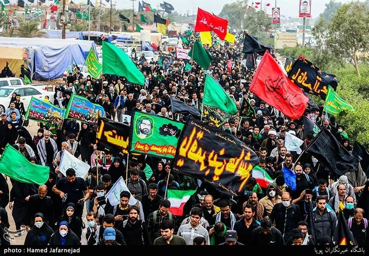 مرز مهران و ازدحام بی‌نظیر برای حضور در بزرگترین همایش جهان اسلام+فیلم