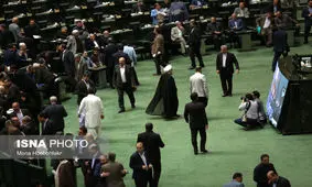 حاشیه های مجلس در روز رای‌گیری ۴ وزیر پیشنهادی دولت