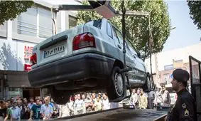 باند سرقت از داخل خودرو در تهران و کرج به دام افتادند