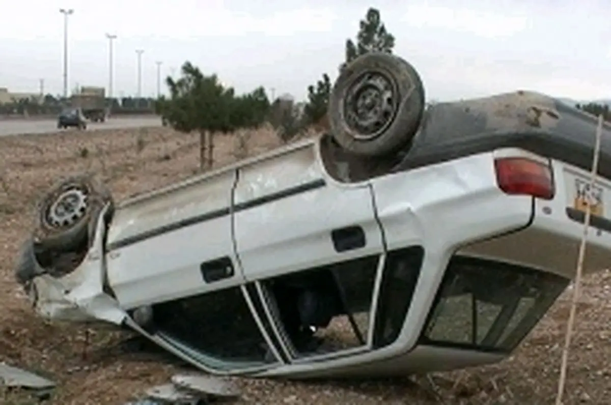 یک پراید در فریمان واژگون شد