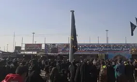 پرچم امام رضا (ع) در مرز شلمچه به اهتزاز درآمد