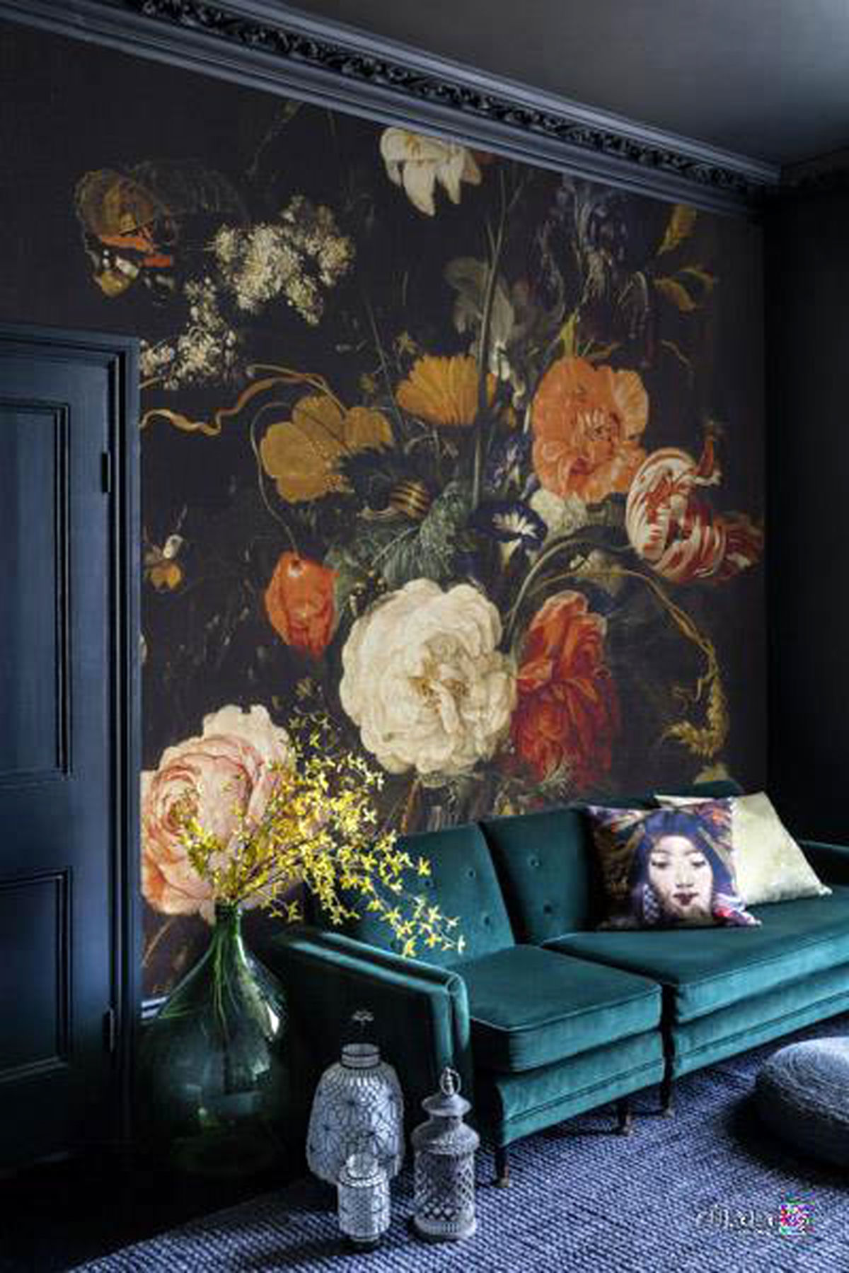 کاغذ دیواری گل دار، طرح های لطیف برای فضاهای مختلف خانه