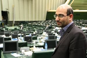 ابوترابی: وزیر اقتصاد اصلاح نظام بانکی را در دستور کار قرار دهد