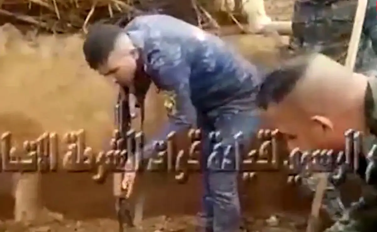 لحظه لو رفتن یک داعشی که مدت‌ها مخفیانه زیر زمین زندگی می‌کرد + فیلم