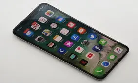 میت 20 پرو 3.5 برابر سریع‌تر از آیفون 10S Max شارژ می‌شود
