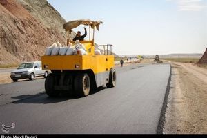 ۳۰ کیلومتر از بزرگراه خواجه ـ ورزقان ـ خاروانا زیر بار ترافیکی می‌رود