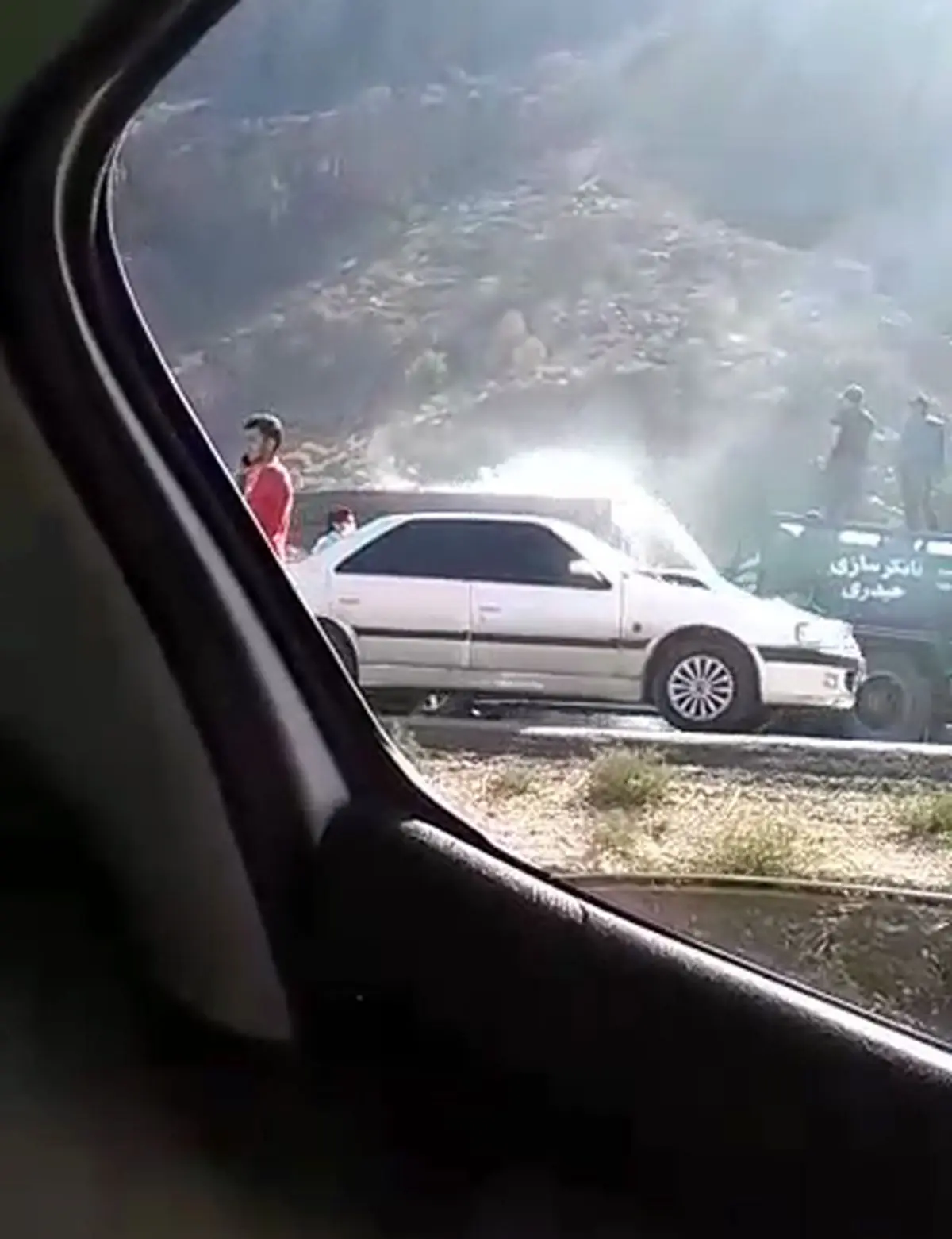 ویدیویی از آتش گرفتن اتوبوس در محور گچساران -نوراباد