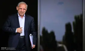 افزایش حقوق کارمندان در دستورکار دولت قرار دارد